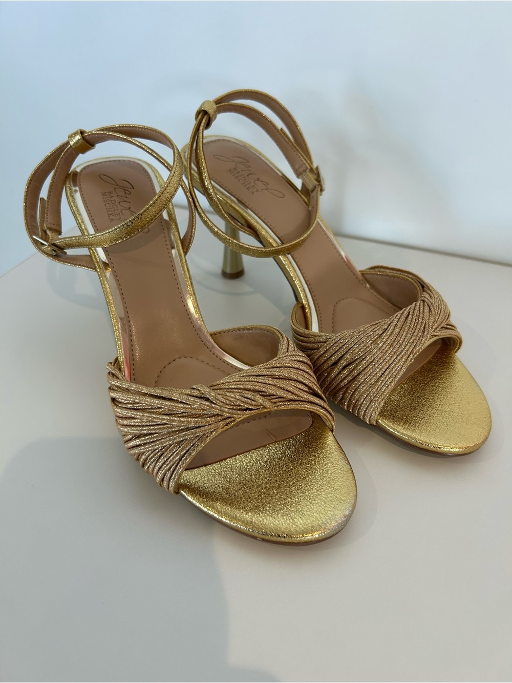 NIB Gold Metallic Strappy Heels Sandals Wedding Party Jewel Badgley 7.5